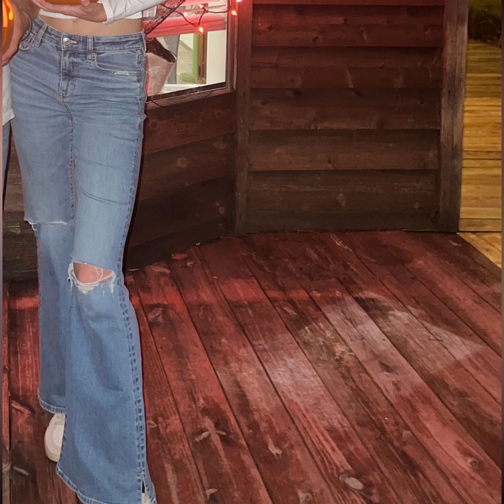 Women’s American Eagle Jeans